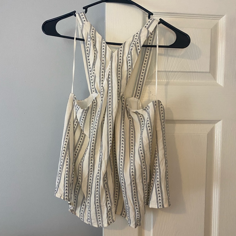 Ivory and navy two piece set. Size medium. New with tags!